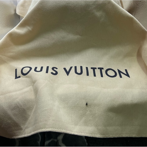 Louis Vuitton Monogram Denim Bob Hat: Unisex - Picture 5 of 10